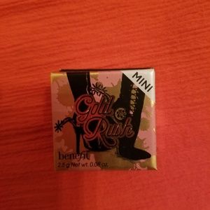 Benefit Gold Rush blush